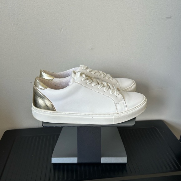 Steve Madden Ravia Sneakers – Women’s US 9.5 – Great Condition – No Box - Picture 2 of 5